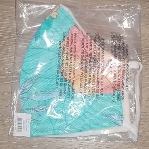 NWT Vera Bradley Face Mask w/filter